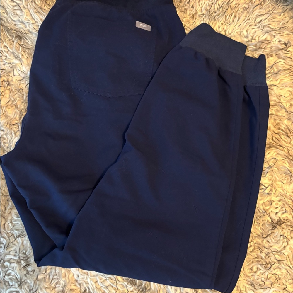 Figs Zamora joggers size large navy